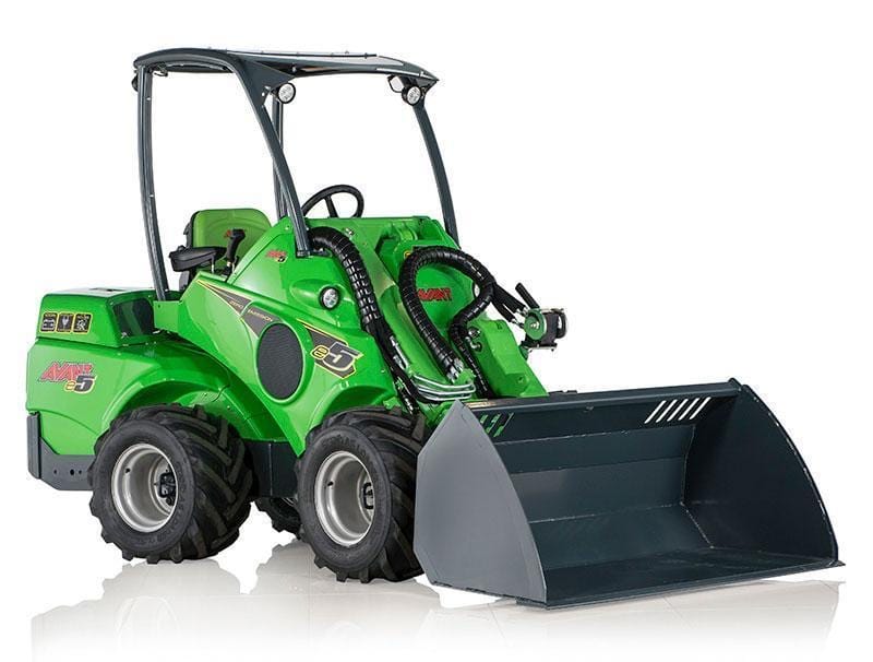 Compact Articulated Wheel Loaders