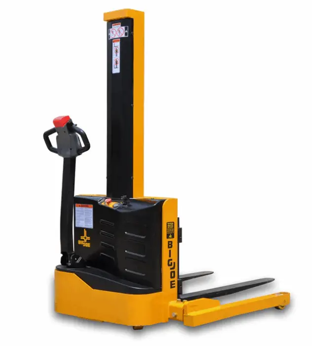 Big Joe S22-S62R Stacker